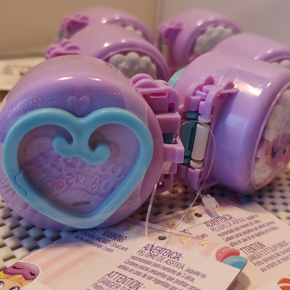 9pcs Polly Pocket Pajama Party Sleepy Pets Compact, Micro Doll & Sheep NWT - Picture 3 of 4